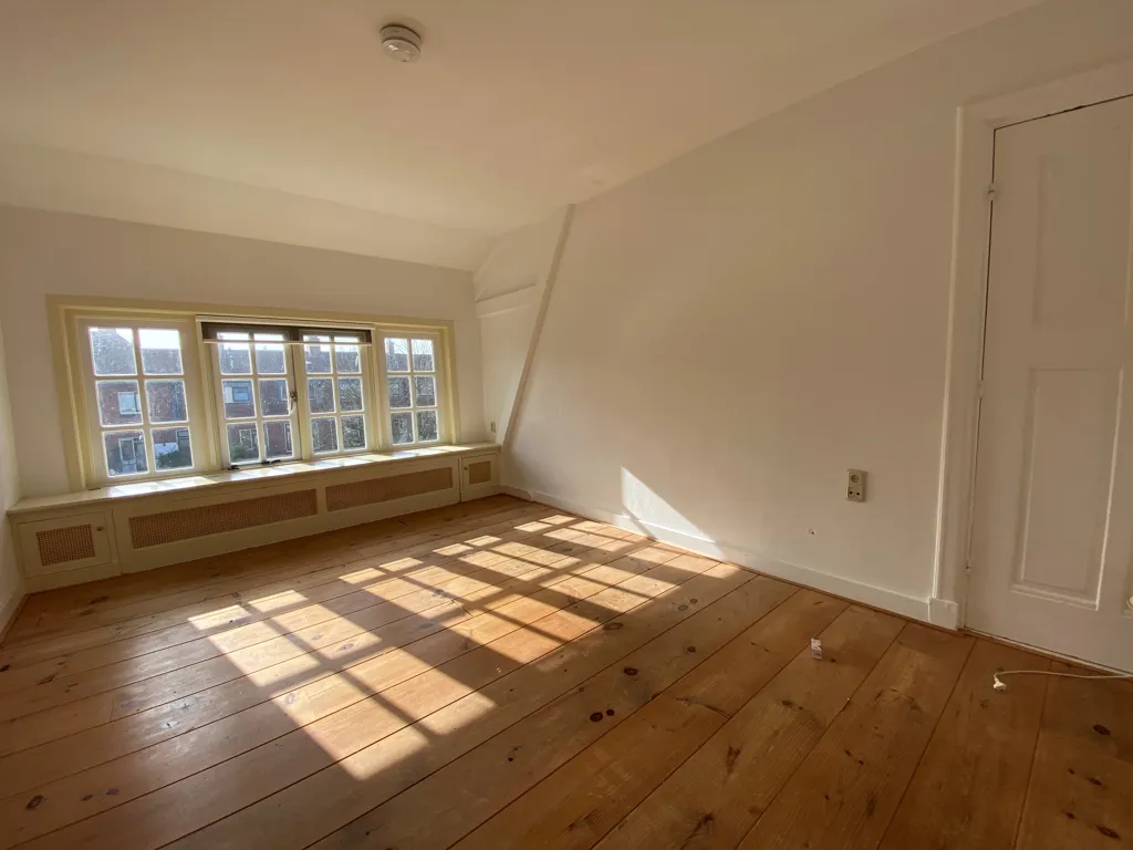 Pièces - Student Room with City Centre Proximity in Groningen