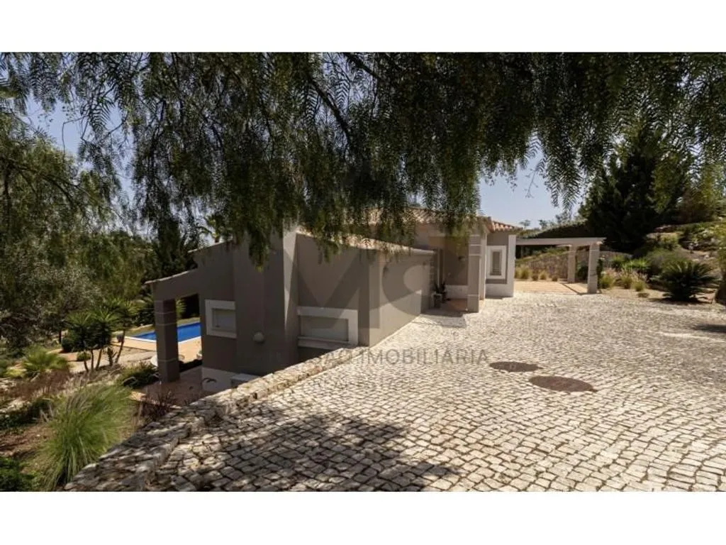 Extérieur - Luxury Villa with Pool in Vale da Pinta, Lagoa