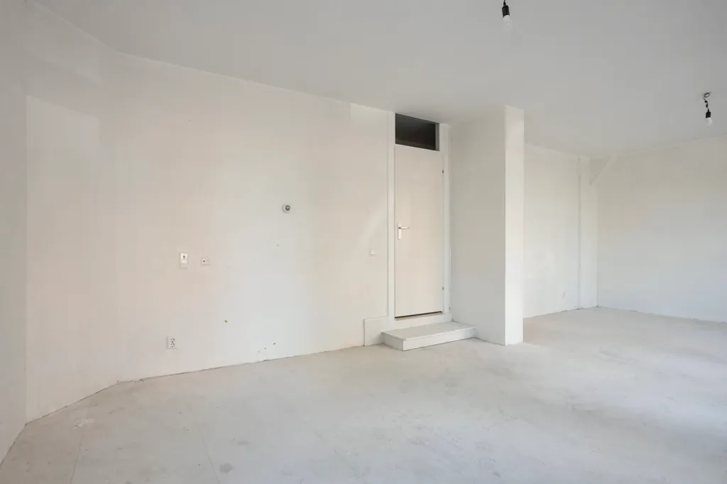 Pièces - Ground-floor Apartment with Garden in Central Location