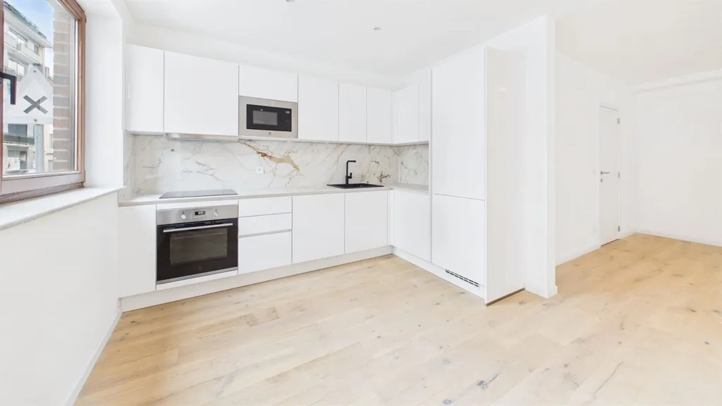 Cucina - Bright 1-Bed Apartment in Jambes