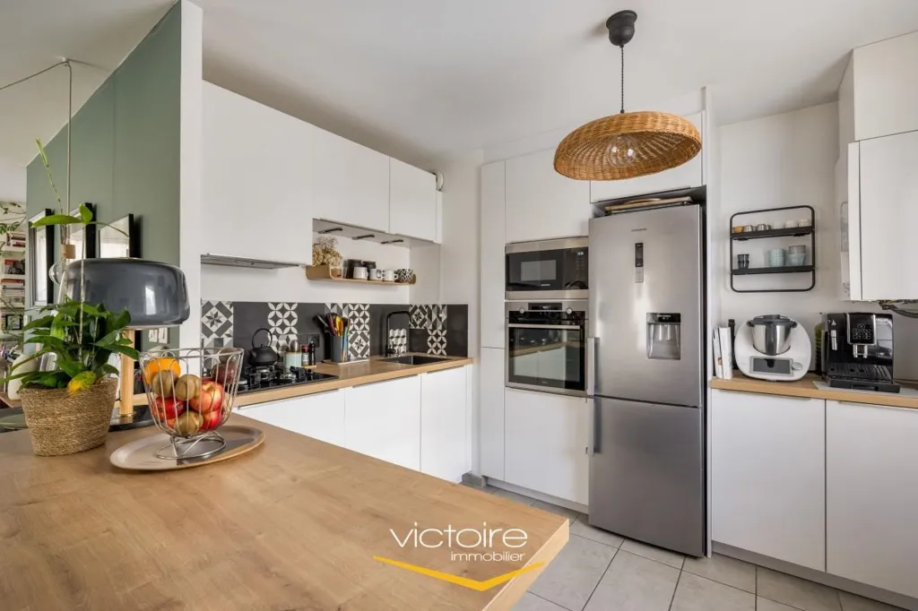 Köök - Duplex Apartment with Terraces in Montchat