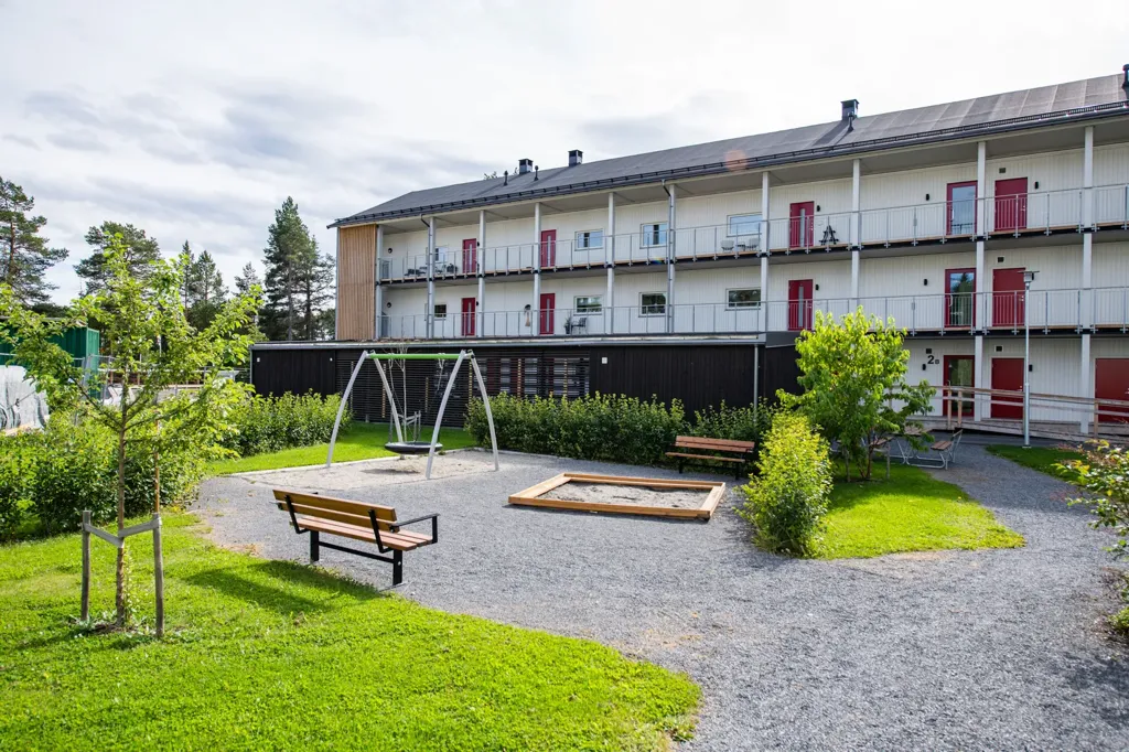 Aed - Modern Studio Flat with Balcony in Odenvallen