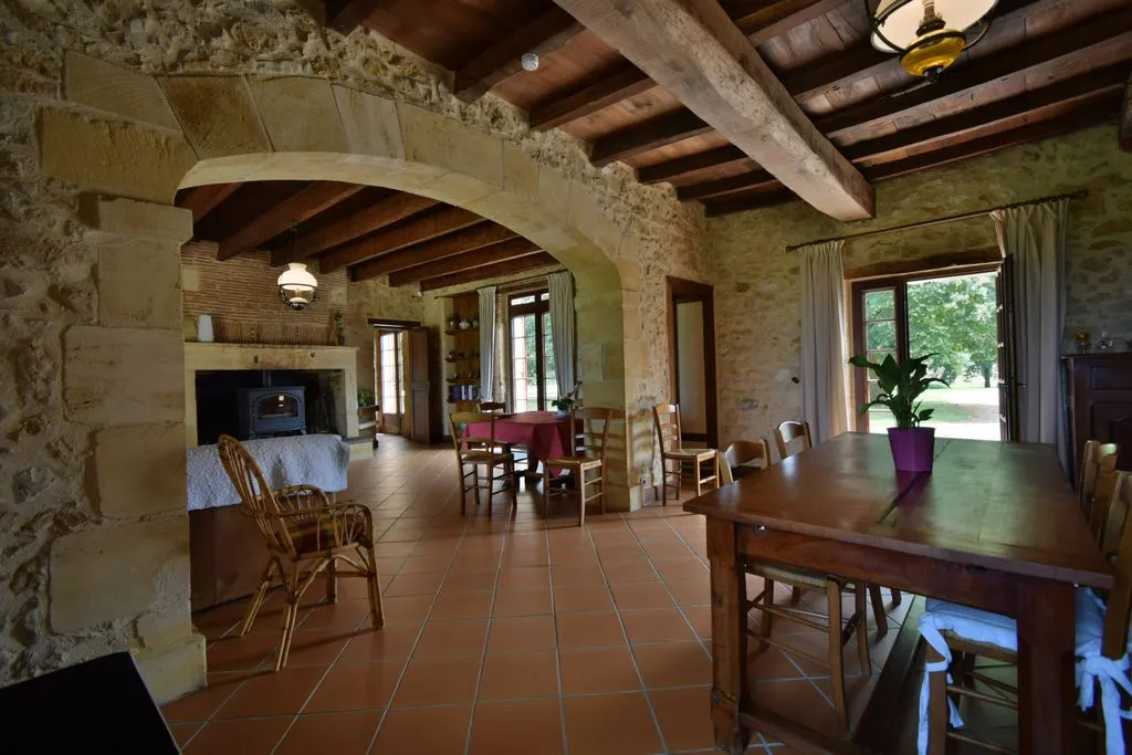 Söögituba - Luxury Longère with Expansive Land near Bergerac