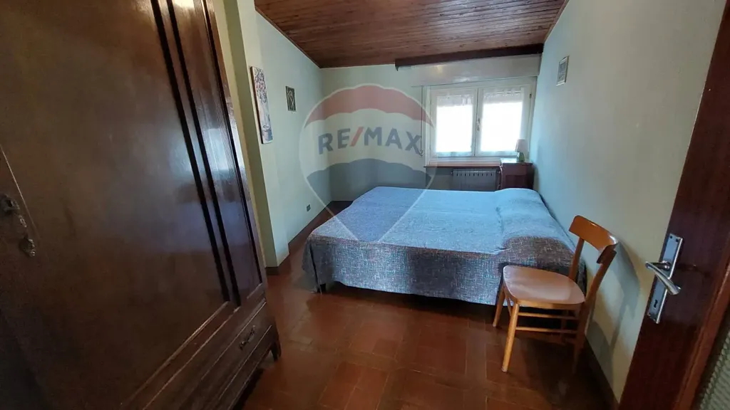 Chambres - Casa Indipendente with Terrace in Monasterolo del Castello