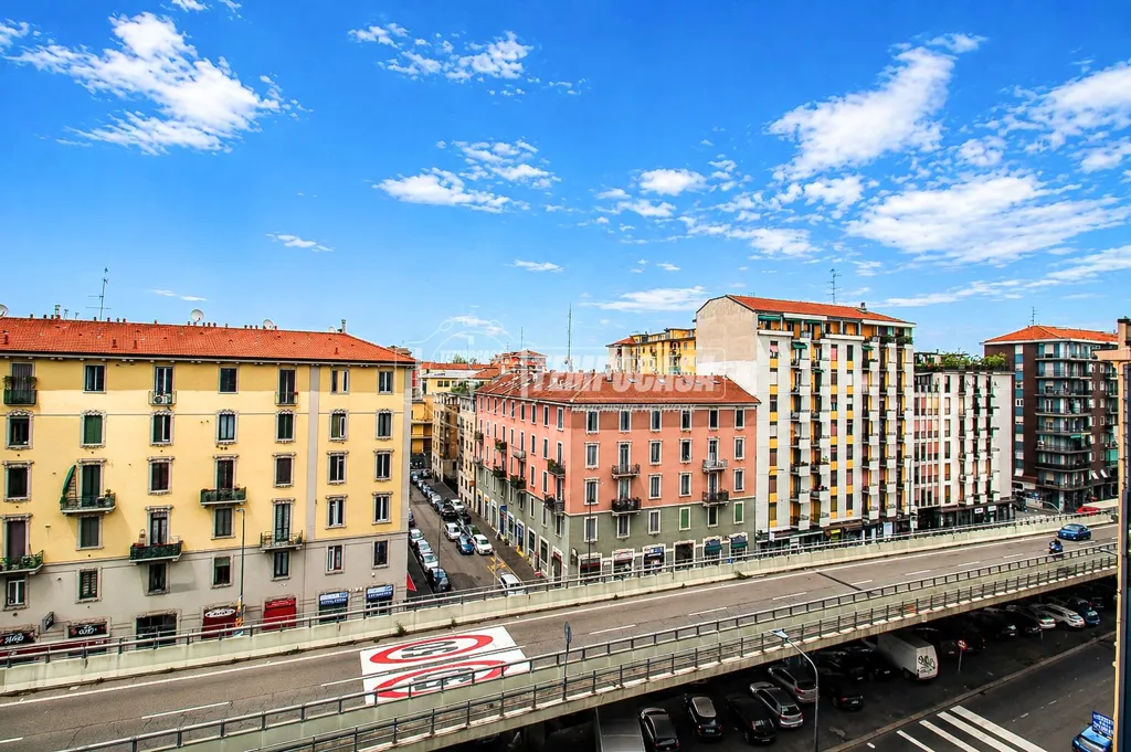 Balcone - Duplex with Balcony in Milan