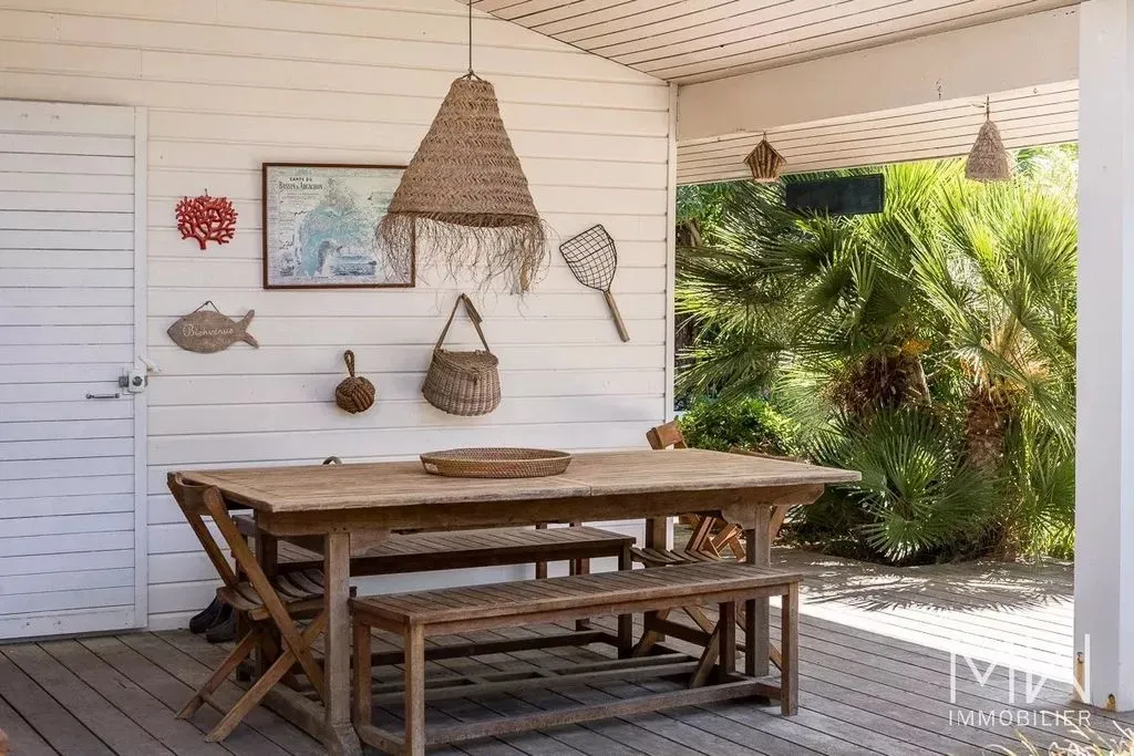 Terrasse - Villa Luxueuse avec Vue sur la Baie à Cap Ferret