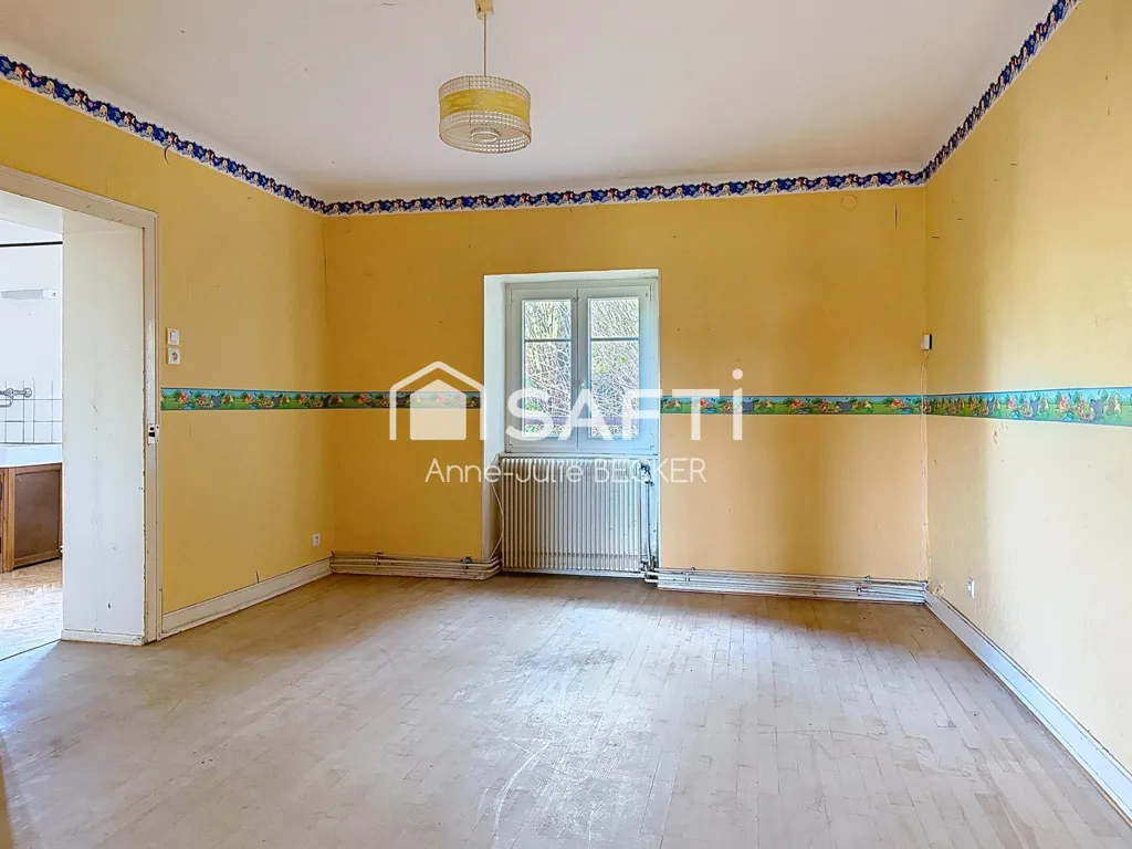 Toad - Characterful House with Garden in Rural Setting