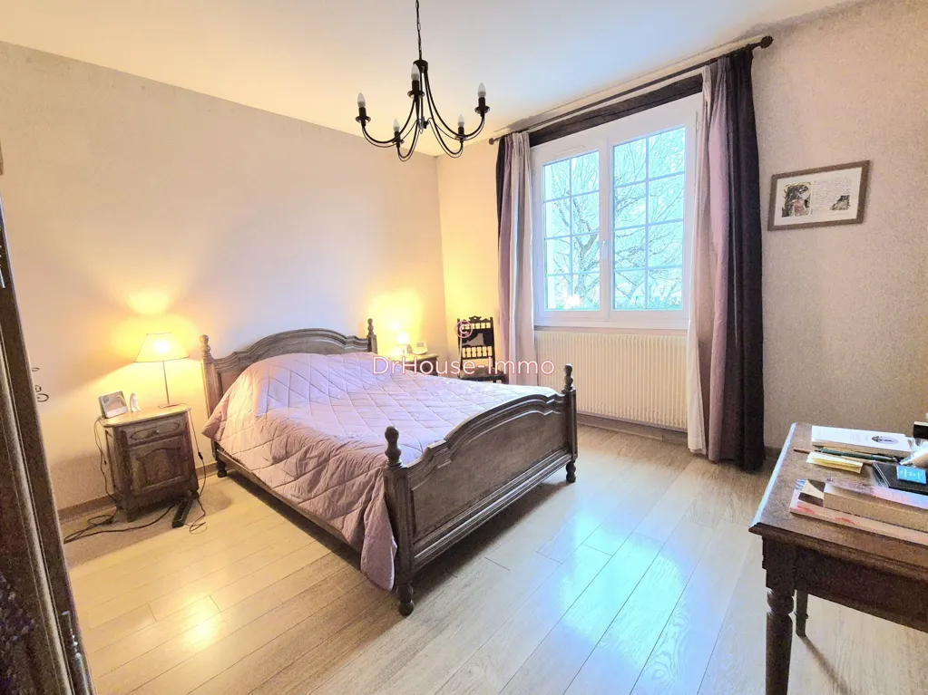 Magamistoad - Rénovated House with Pool in Dracy-le-Fort