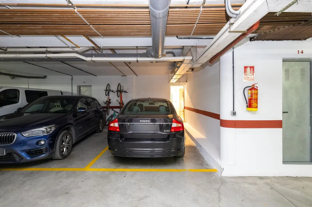 Garage - Townhouse with Terrace in La Bermejana