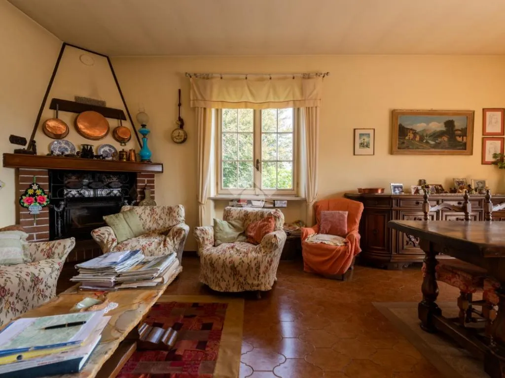 Söögituba - Independent Villa with Garden near Revello