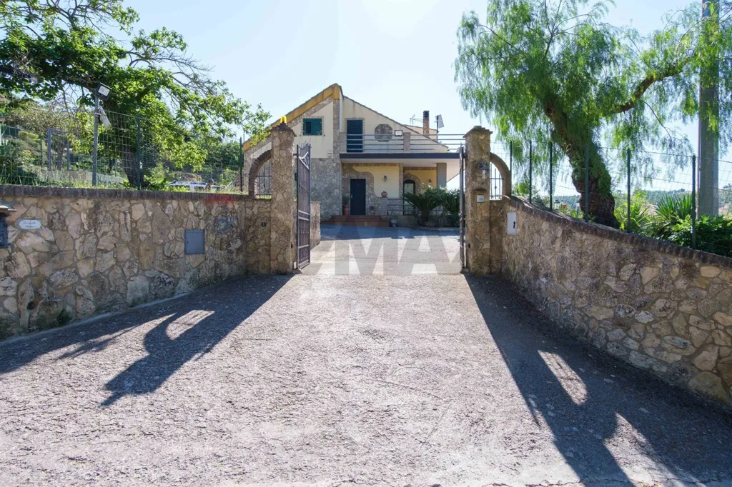 Välivaade - Single Villa with Panoramic View in Piazza Armerina