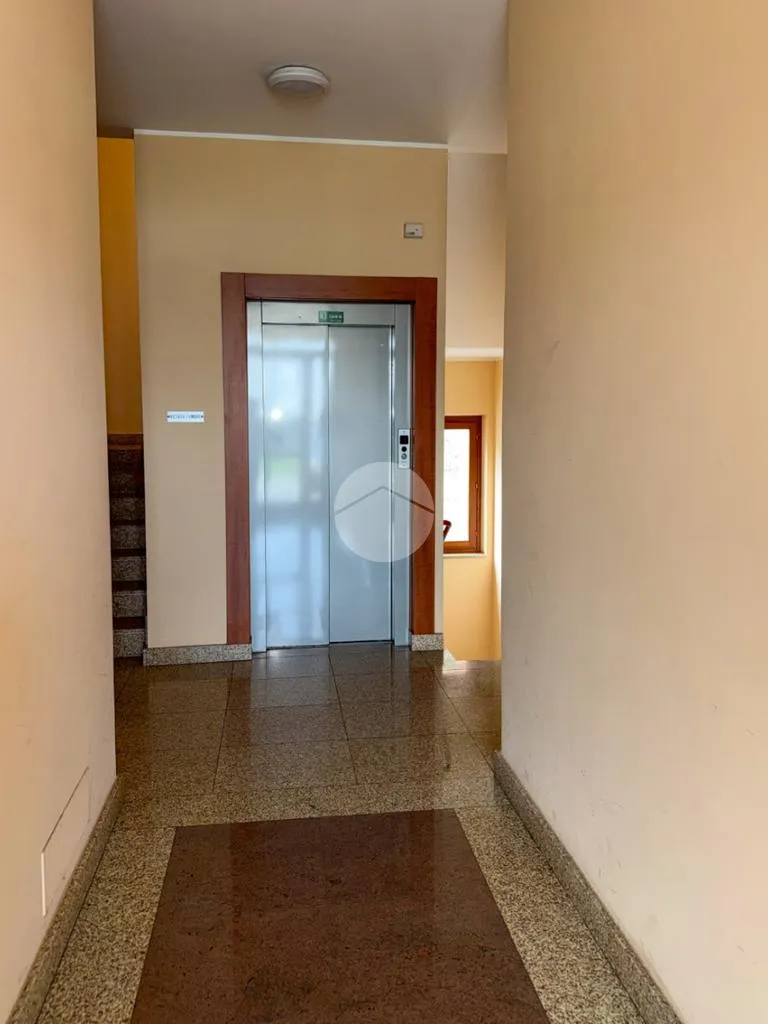 hallway_entrance