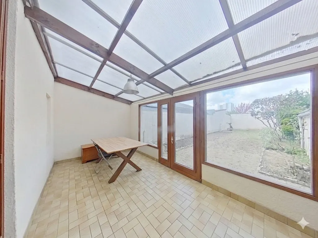 Terrass - House with Garden in Saint Pierre Des Corps Centre