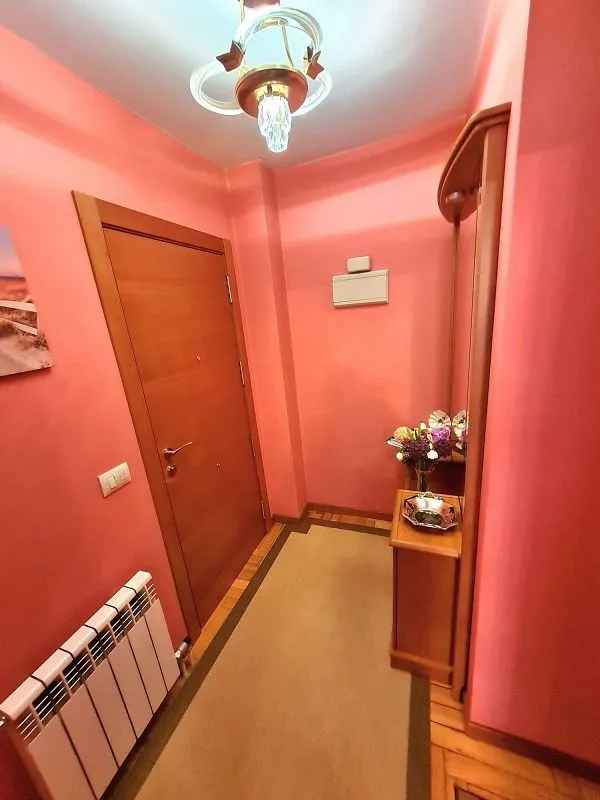 hallway_entrance