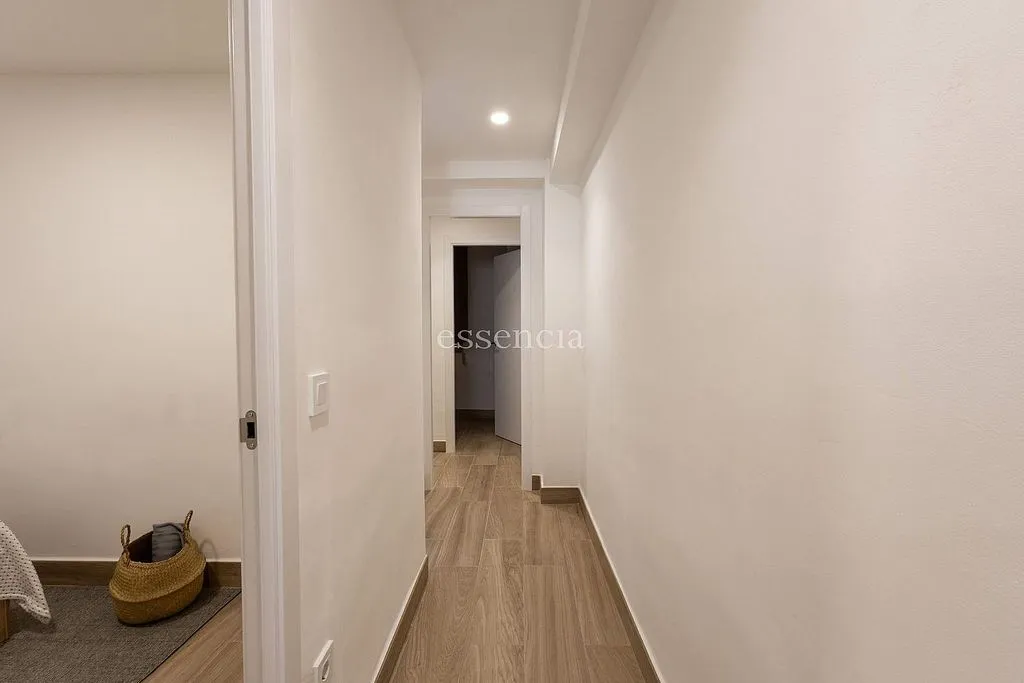Esik - Fully Renovated Flat with Lift in Gandia