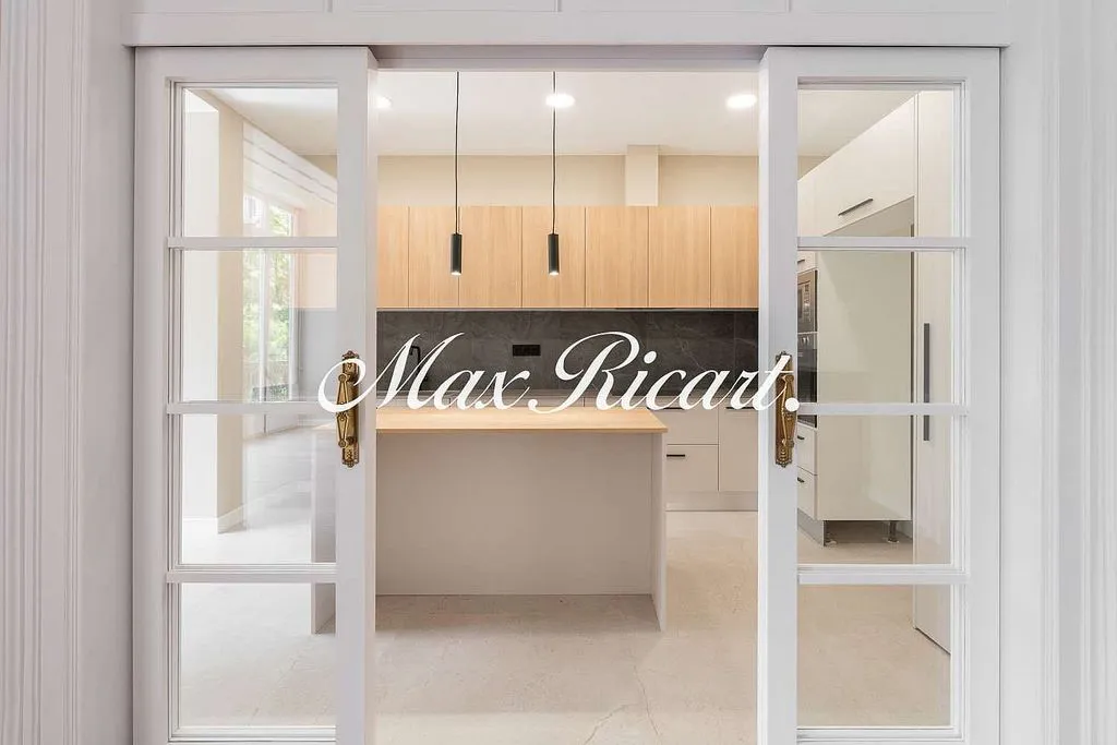 Cuisine - Apartment with Balcony in La Dreta de l'Eixample