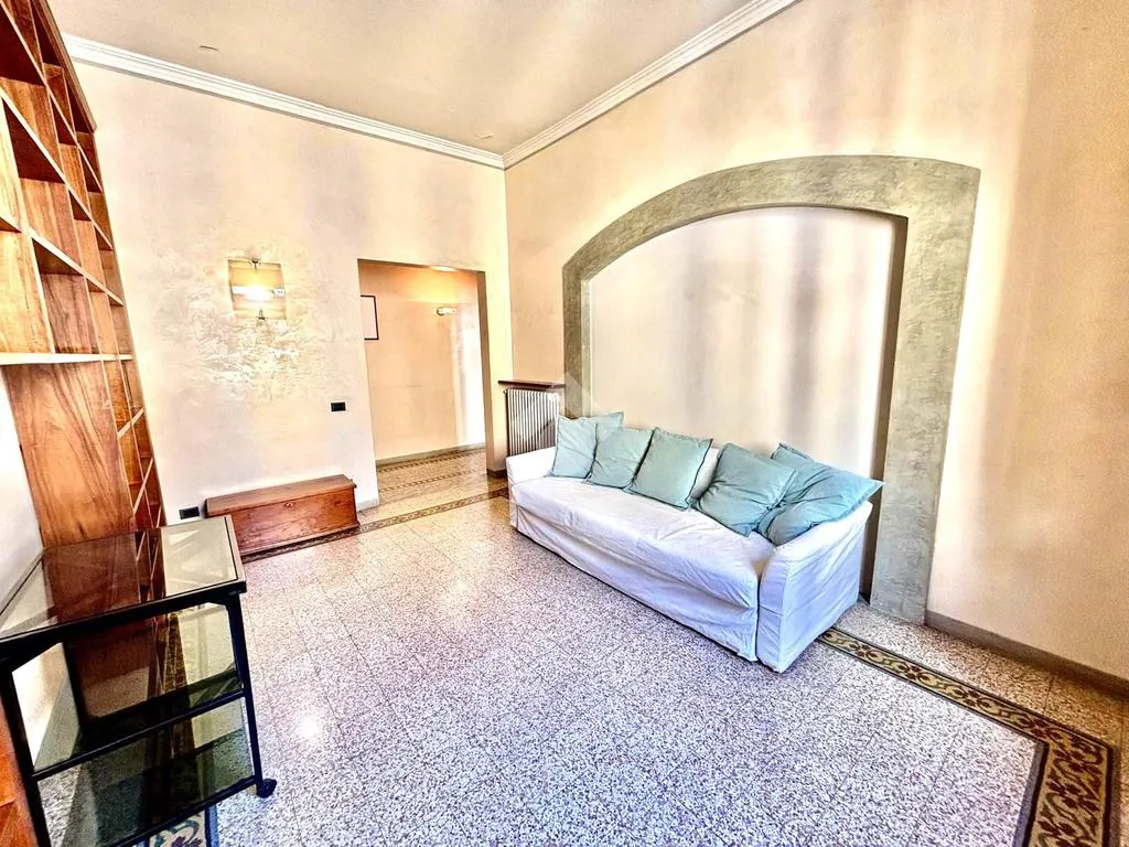 Séjour - 1930s Apartment with Balcony in Florence