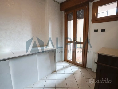 Cuisine - Quadrilocale with Panoramic Terrace in Modena