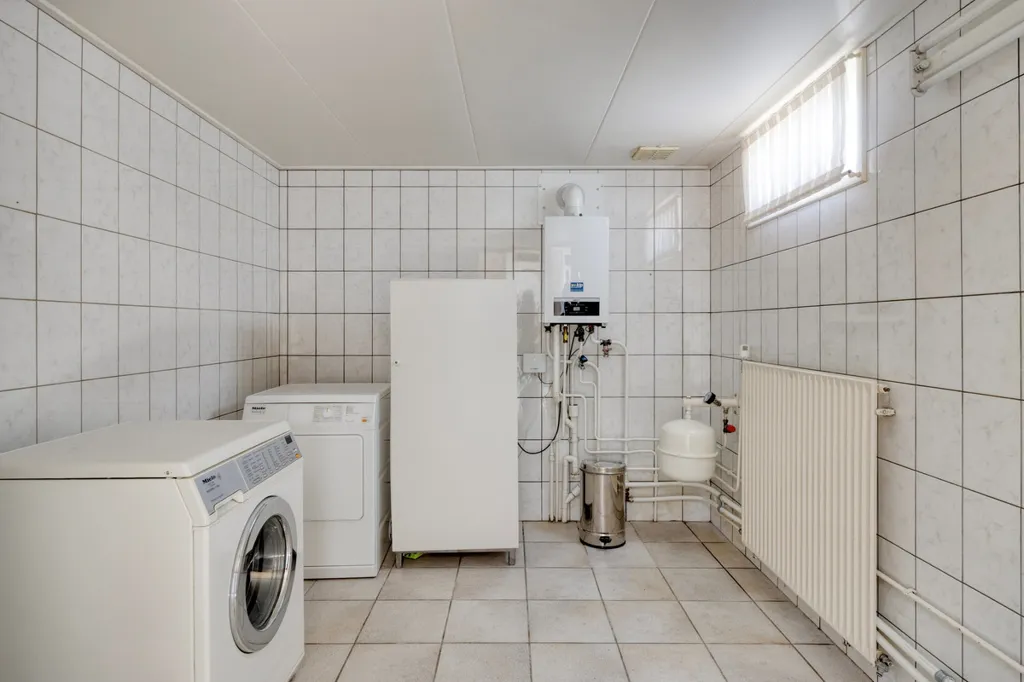 Utility Room - Two-Storey House with Garden in Denekamp