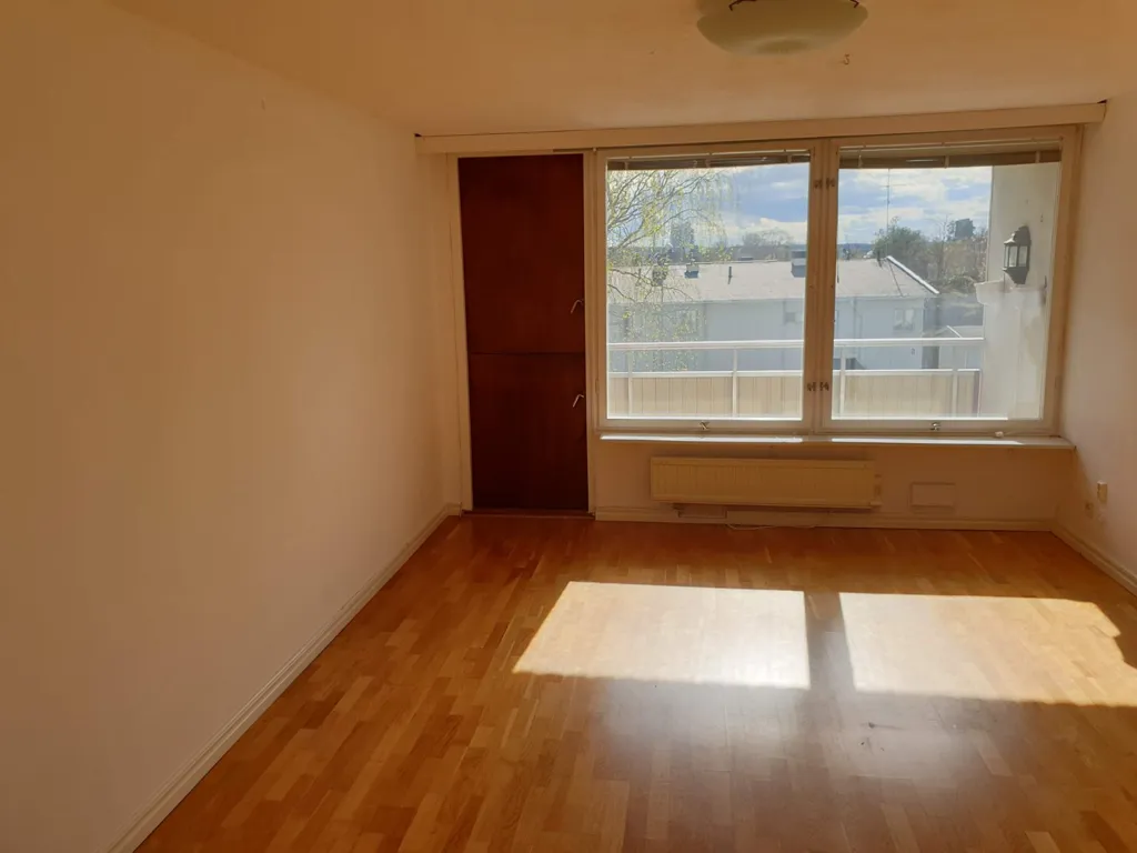 other_room
