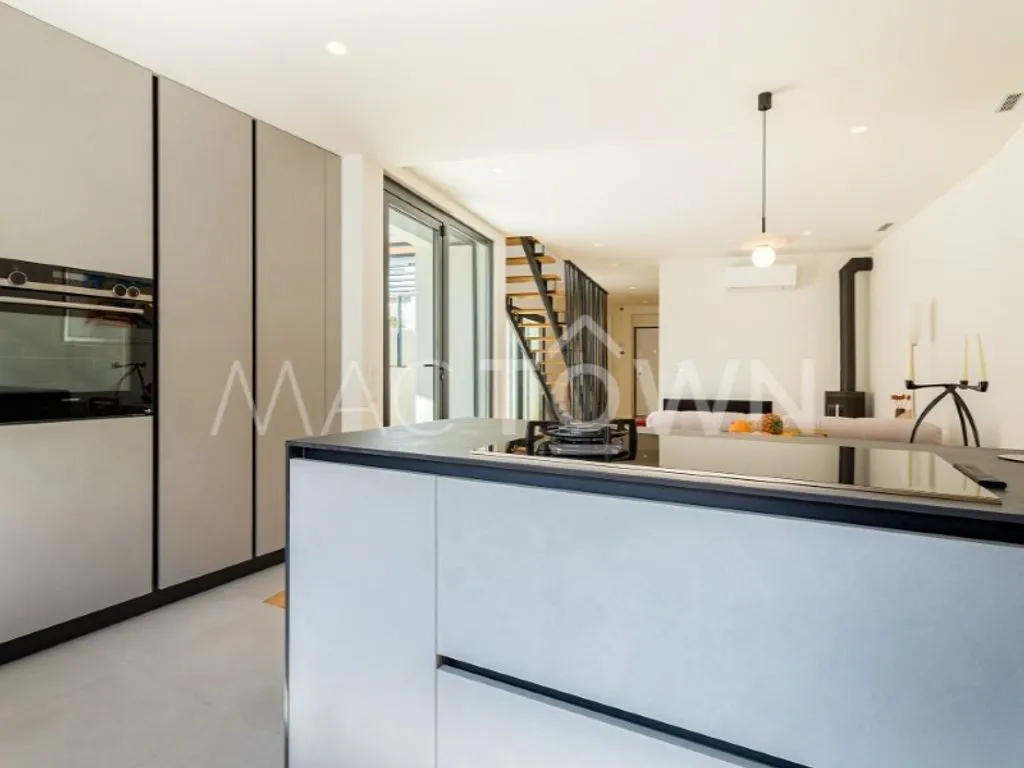 Cuisine - Luxury Villa with River View in Lisbon