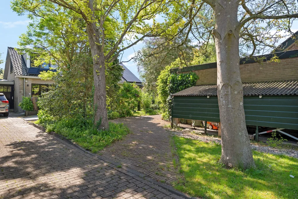 Välivaade - Detached Bungalow with Garden in Monnickendam