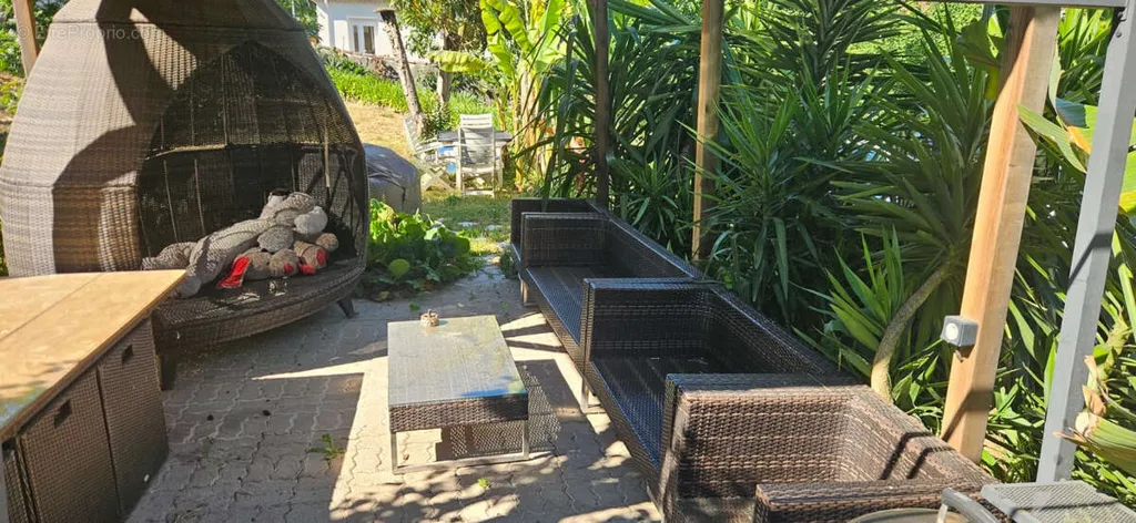 Terrasse - Villa à La Gaude avec Deux Appartements
