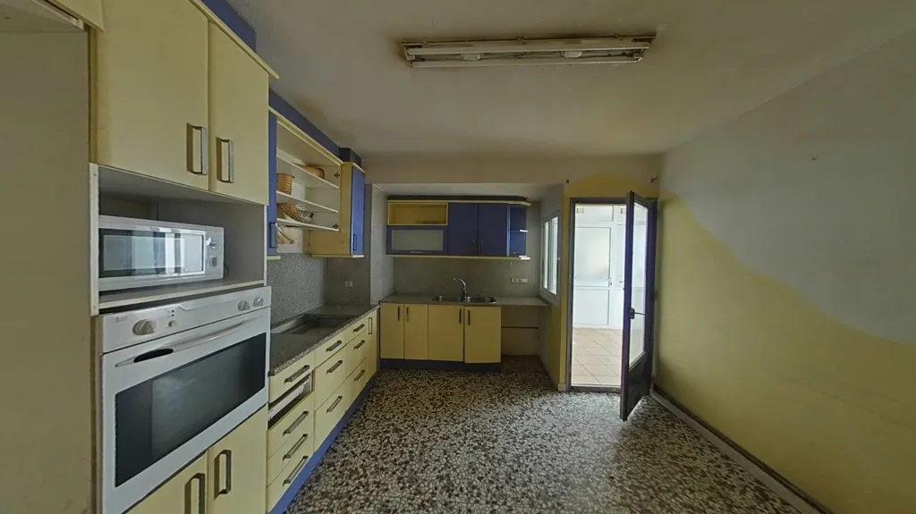 Cuisine - Apartment with Kitchen in Les Corts, Barcelona