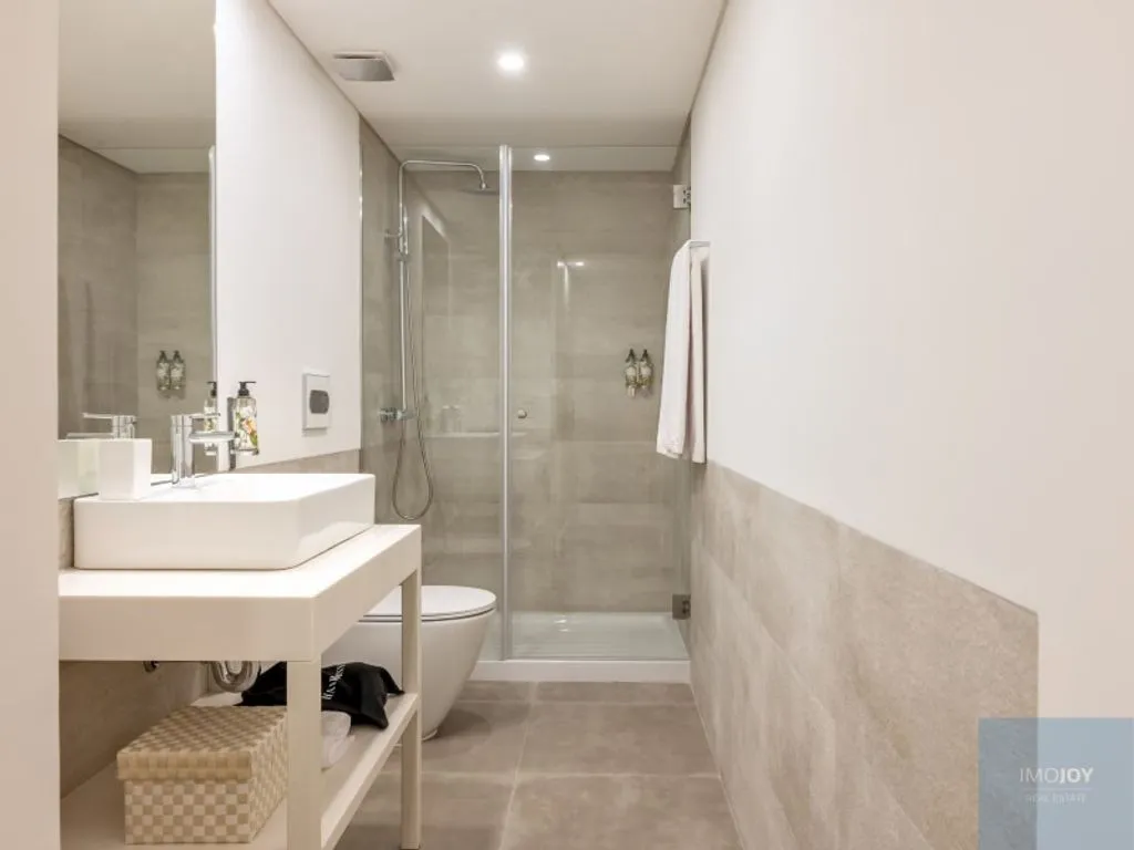 Vannitoad - Loft with River View in Vila Nova de Gaia