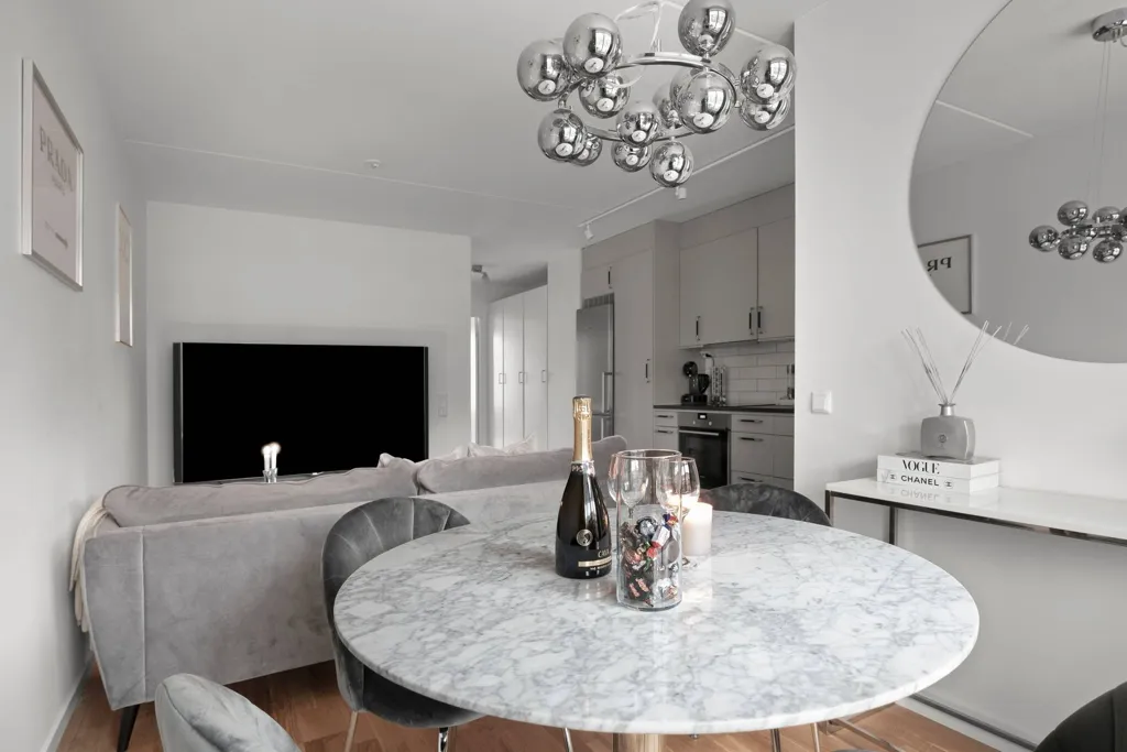 Salle à manger - Modern Flat with Balcony in Järfälla