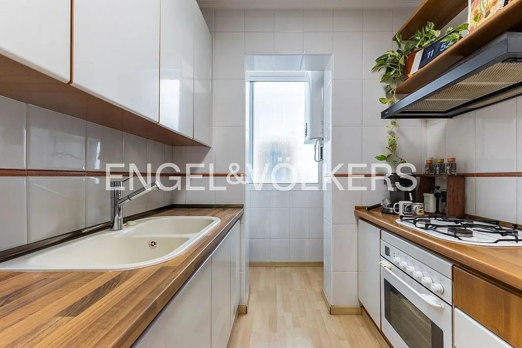 Köök - T2 Flat with Balcony in Valencia