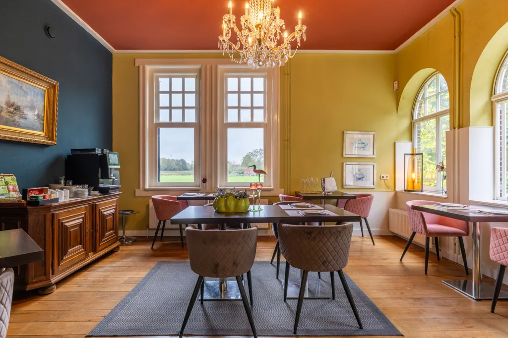 Salle à manger - Historic Villa with Garden in Almen