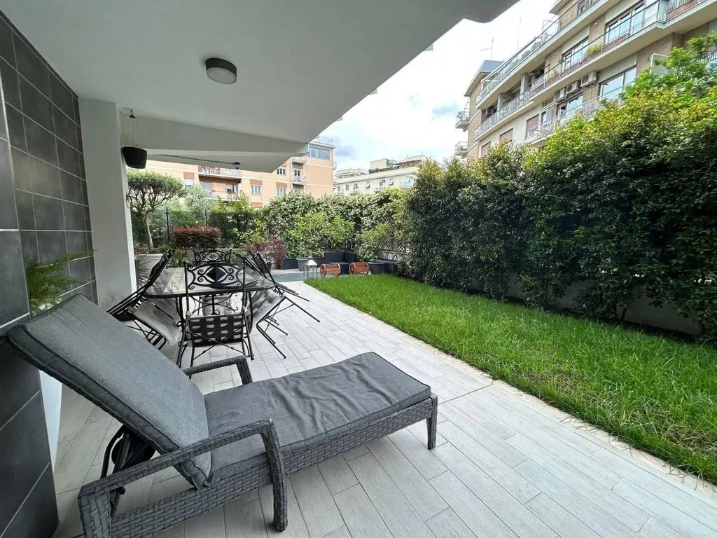 Terrasse - Luxury Flat with Private Garden in Monteverde, Rome