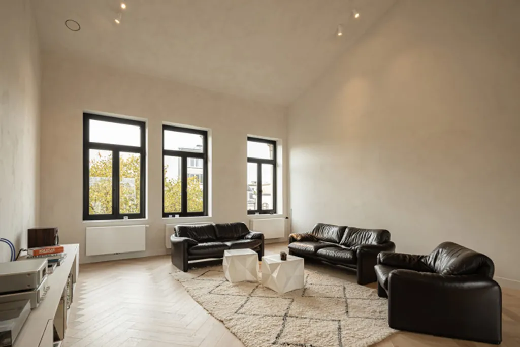 Elutuba - Architecturally Distinctive Townhouse in Antwerp
