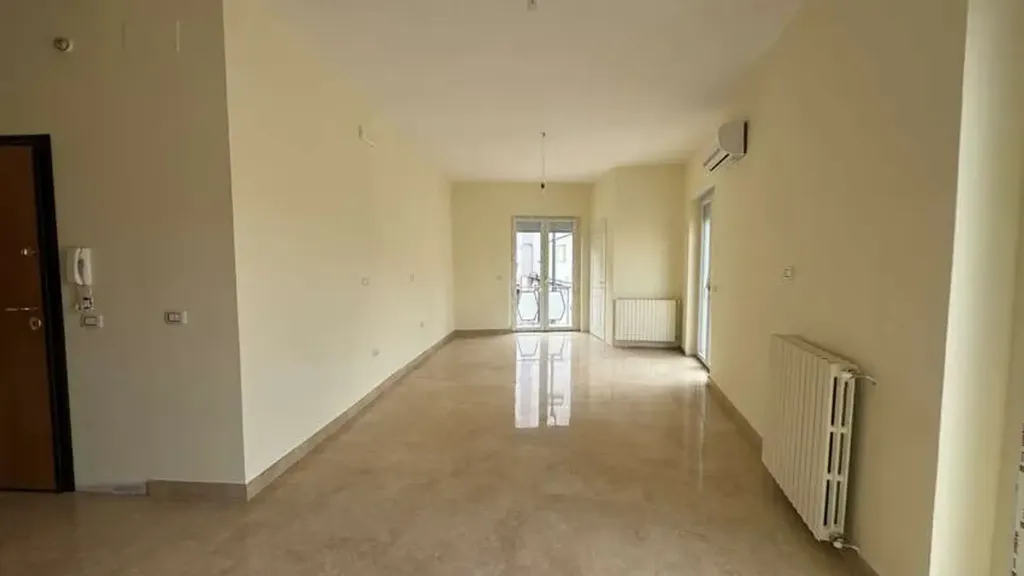Entrée - Rustic Bilocale with Balcony in Lucera