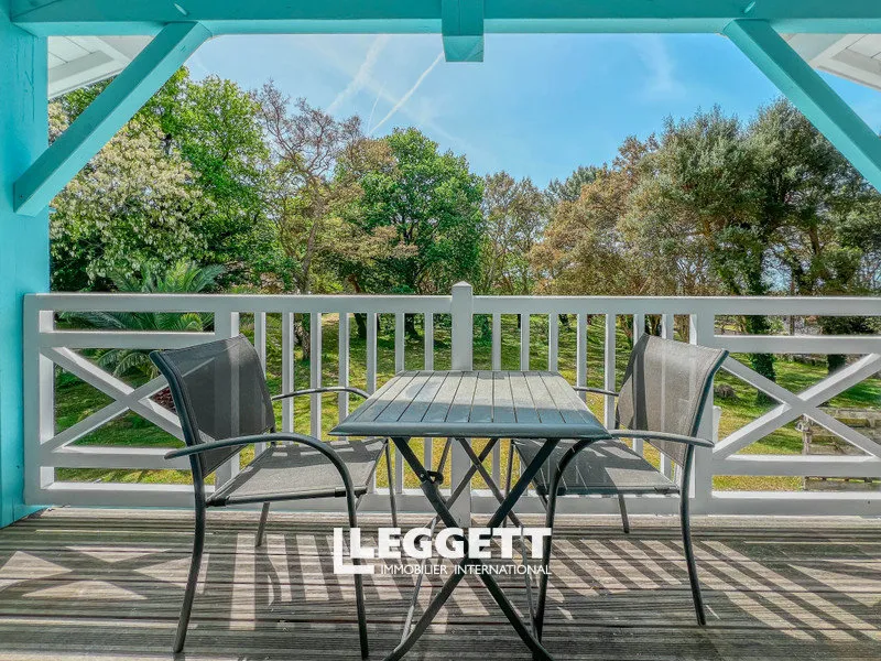 Terrace - Charming House with Pool near Côte Basque