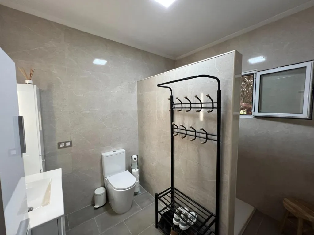 Vannitoad - Villa with Studio in Dolores