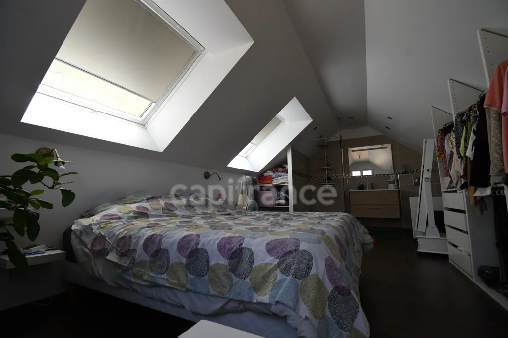 Bedrooms - Contemporary House with Pool in URZY