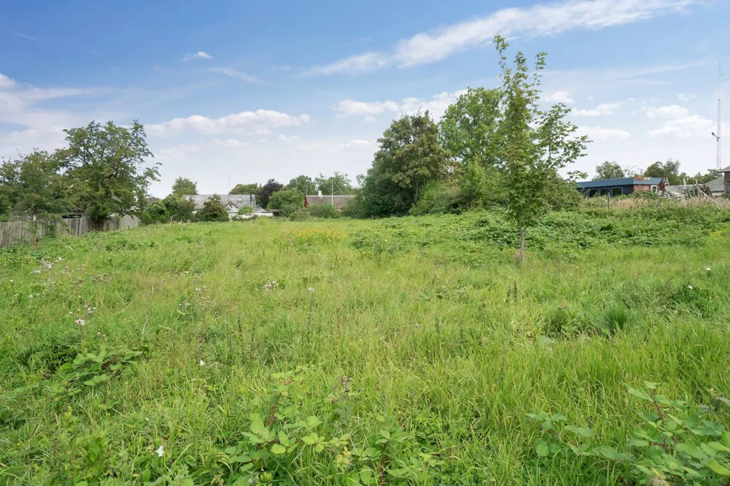 Aed - Year-Round Plot with 5G Coverage in Store Heddinge