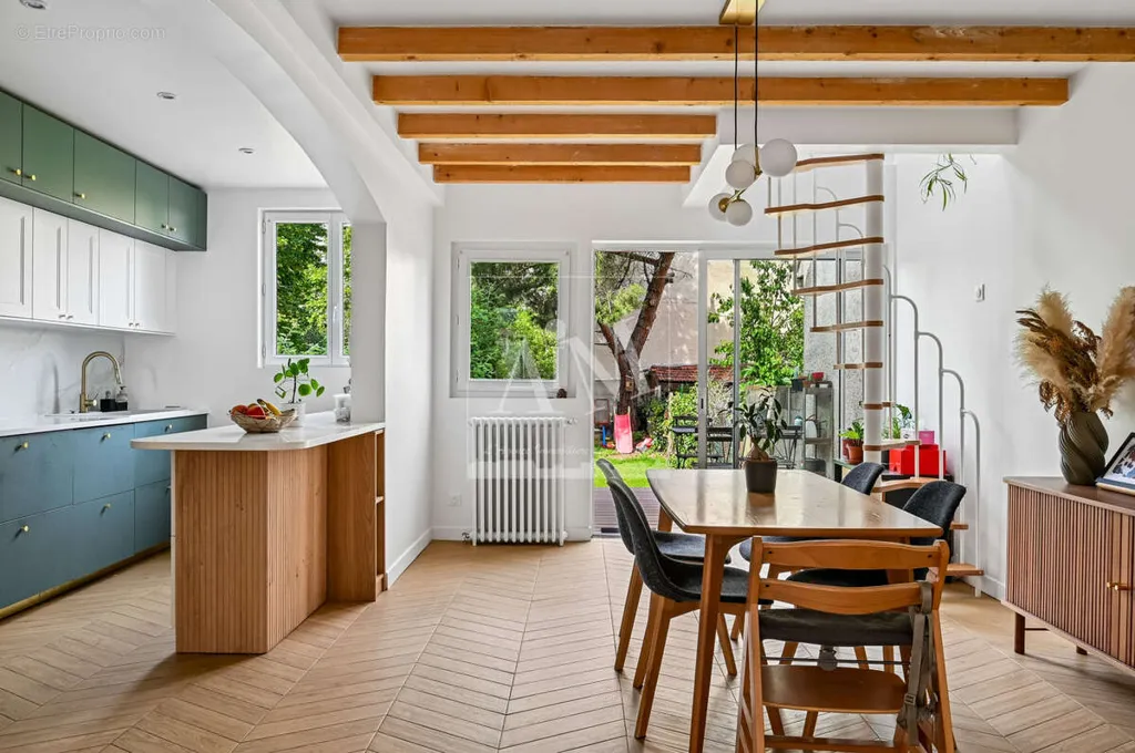 Maison 5 pièces à Nanterre
