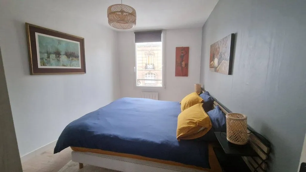 Chambres - Immeuble Rénové avec Terrasse à Le Havre