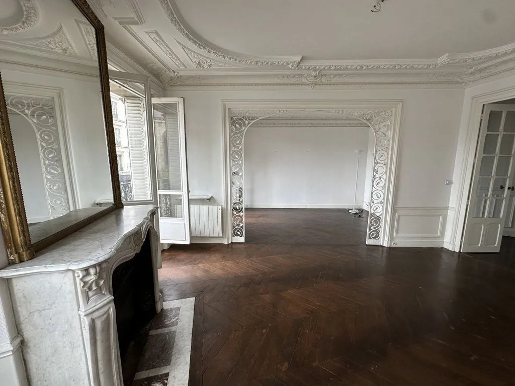 Séjour - Appartement Familial avec Cachet à Boulogne-Billancourt