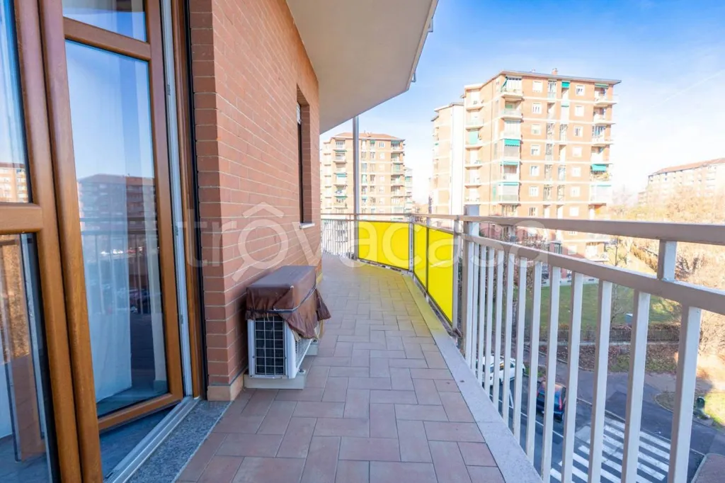 Balcon - Appartement 3 pièces à Torino