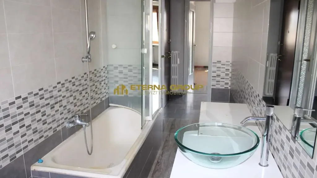 Vannitoad - Apt with Balcony in Moncalieri