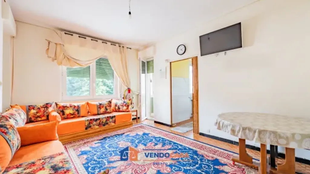 Soggiorno - Apartment with Balcony in Boves Centre