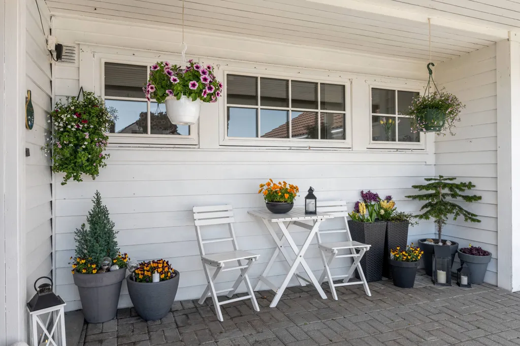 Terrazza - Quiet Villa with Garden in Langevåg