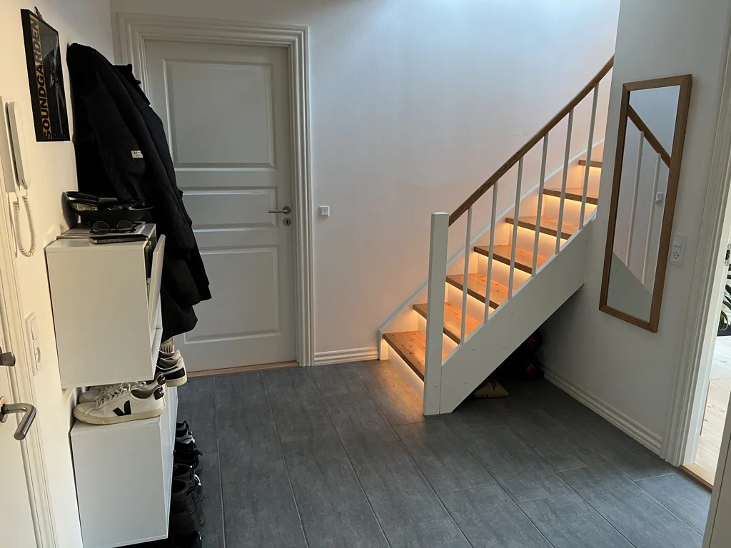 Esik - 3-Bed Flat with Terrace in Kolding