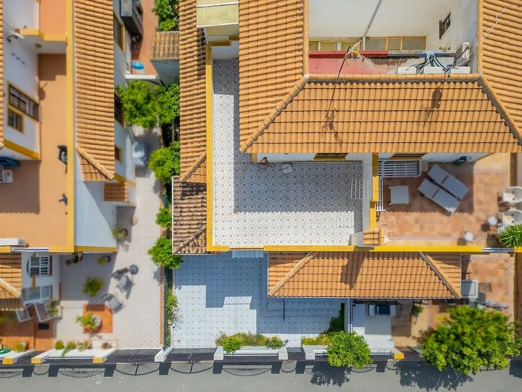 Vue aérienne - Semi-Detached House with Pool in Torrevieja