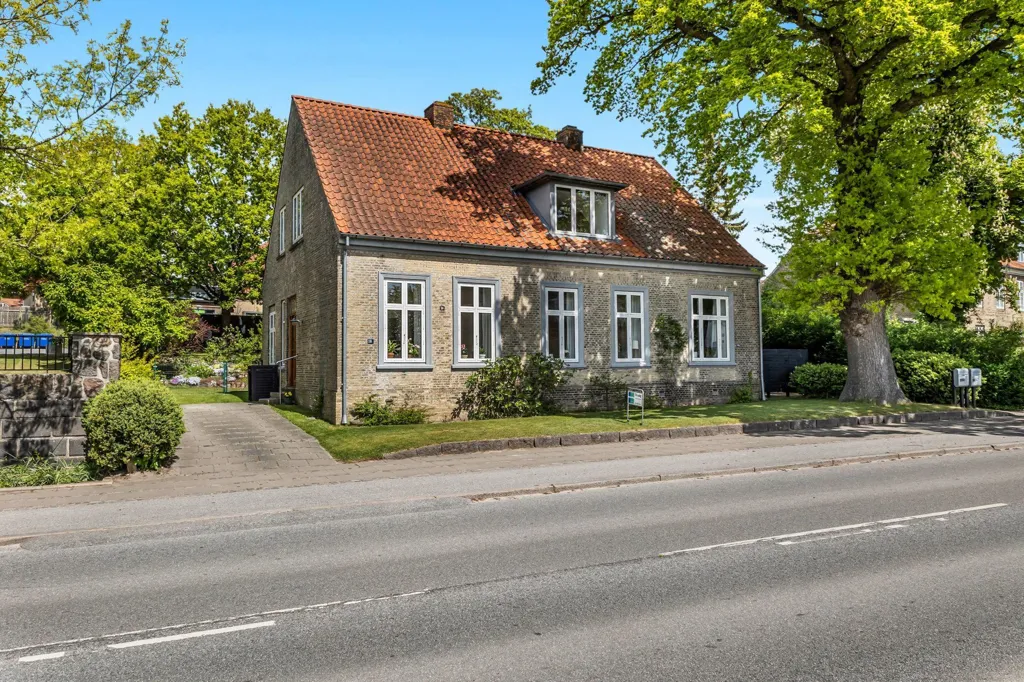 Välivaade - Historic Villa with Garden in Haderslev
