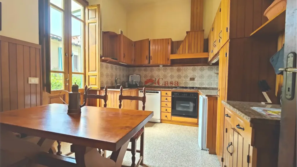 Cuisine - Historic Villa with Private Garden in Lucca